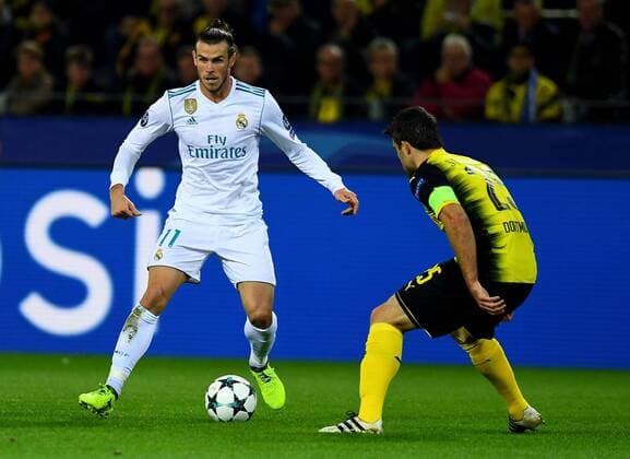 26.09.2017, xfux, Fussball Champions League, Borussia Dortmund - Real Madrid, emspor, v.l. Gareth Bale (Real Madrid), Sokratis (Borussia Dortmund) Dortmund