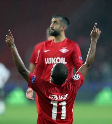 Bilder des Tages - SPORT MOSCOW, RUSSIA - SEPTEMBER 26, 2017: Spartak Moscow s Alexander Samedov (back) and Fernando celebrate scoring in their 2017 18 UEFA Champions League Group E Round 2 football match against Liverpool at Otkrytie Arena Stadium. Artyom Korotayev TASS  TS061FDA