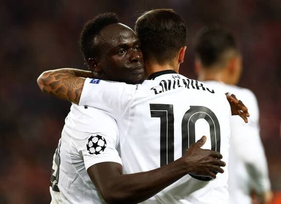 Bilder des Tages - SPORT MOSCOW, RUSSIA - SEPTEMBER 26, 2017: Liverpool s players celebrate scoring in their 2017 18 UEFA Champions League Group E Round 2 football match against Spartak Moscow at Otkrytie Arena Stadium. Stanislav Krasilnikov TASS  TS061FE0