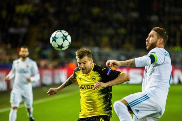 GER, UEFA CL, Borussia Dortmund (GER) vs Real Madrid (ESP) 26.09.2017, Signal Iduna Park, Dortmund, GER, UEFA CL, Borussia Dortmund (GER) vs Real Madrid (ESP), im Bild picture shows Sergio Ramos (Real Madrid 4) gegen Andrey Yarmolenko (Borussia Dortmund 9), nordphotox xRauch nph00251