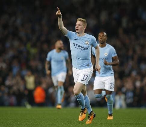 Kevin De Bruyne of Manchester City celebrates scoring the first goal during the Champions League Group F match at the Emirates Stadium, Manchester. Picture date: September 26th 2017. Picture credit should read: Andrew Yates Sportimage EDITORIAL USE ONLY. No use with unauthorised audio, video, data, fixture lists, club league logos or live services. Online in-match use limited to 120 images, no video emulation. No use in betting, games or single club league player publications.