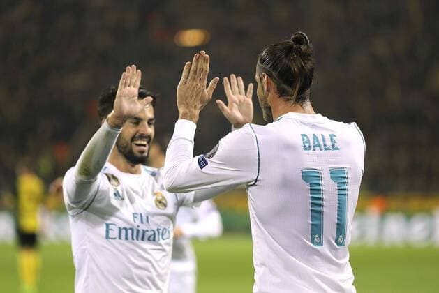 Foto: Torjubel Real , Gareth Bale trifft zum 0-1 , er wird umarmt von ISCO Fussball - Championsleague am Di. 26.09.2017 2. Spieltag Gruppenphase Borussia Dortmund - Real Madrid