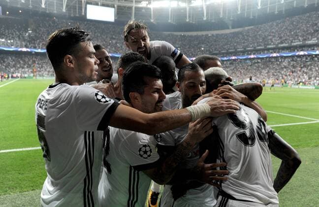 Anderson Talisca of Besiktas celebrates his goal with teammates during Besiktas vs. Leipzig UEFA Champions League game at Vodafone Park, Istanbul, September 26th, 2017. (Hikmet Saatci - Depo Photos)  15811262