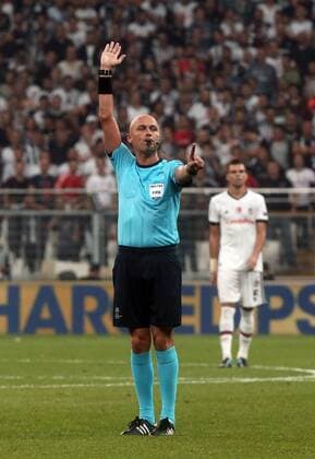 Referee Sergei Karasev during Besiktas vs. Leipzig UEFA Champions League game at Vodafone Park, Istanbul, September 26th, 2017. (Tolga Adanali - Depo Photos)  15811283