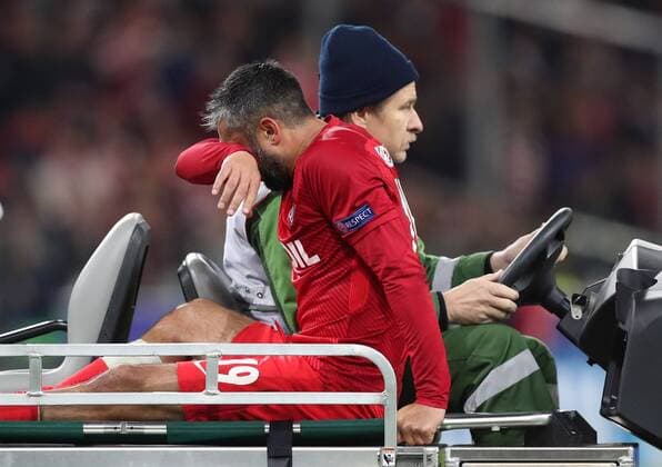 MOSCOW, RUSSIA - SEPTEMBER 26, 2017: Spartak Moscow s Alexander Samedov is carried away from the pitch as he gets an injury in the 2017 18 UEFA Champions League Group E Round 2 football match against Liverpool at Otkrytie Arena Stadium. The game ended in a 1-1 draw. Artyom Korotayev TASS  TS06201A