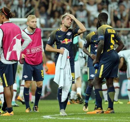 Besiktas Istanbul - RB Leipzig Fussball Champions League Istanbul, 26.09.2017, Vodafone Park, Fussball, UEFA Champions League, Gruppe G, 2.Spieltag , Besiktas Istanbul vs. RB Leipzig , Im Bild; Kevin Kampl (44, RB Leipzig) nach dem Spiel. ,
