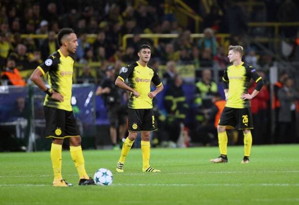 v.l. Pierre-Emerick Aubameyang (Dortmund), Mahmoud Dahoud (Dortmund) und Lukasz Pisczczek (Dortmund) stehen enttaeuscht auf dem Feld beim Spiel Borussia Dortmund vs. Real Madrid, Fussball, Champions League, 26.09.2017 Dortmund Copyright: xMarioxHommesx Eibner-Pressefotox EP_mhs