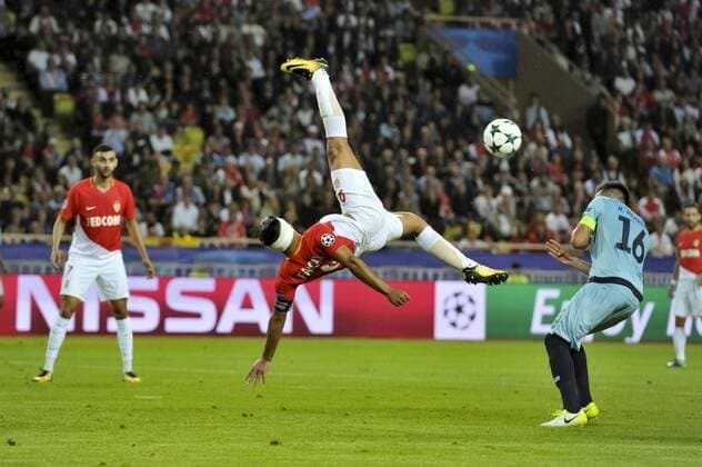 Fußball, CL, AS Monaco - FC Porto Radamel Falcao AS Monaco Hector Herrera FC Porto FOOTBALL AS Monaco vs FC Porto Champion s Ligue Monaco 26 09 2017 NorbertScanella Panoramic 