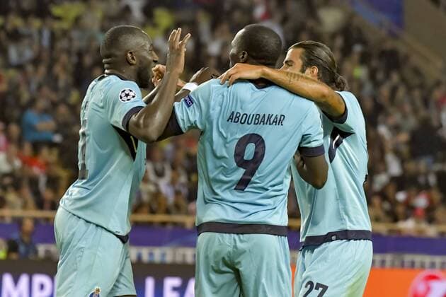 Fußball, CL, AS Monaco - FC Porto But joie Vincent Aboubakar FC Porto Sergio Oliveira FC Porto Moussa Marega FC Porto FOOTBALL AS Monaco vs FC Porto Champion s Ligue Monaco 26 09 2017 NorbertScanella Panoramic 