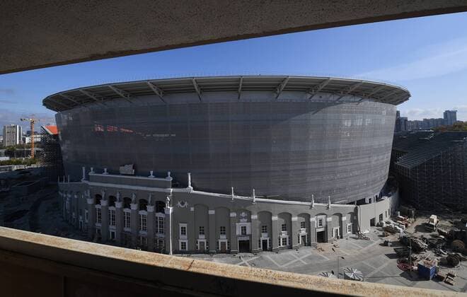 YEKATERINBURG, RUSSIA - SEPTEMBER 27, 2017: Reconstruction of Central Stadium that is to be renamed Yekaterinburg Arena Stadium for the 2018 FIFA World Cup WM Weltmeisterschaft Fussball Donat Sorokin TASS  TS06210E