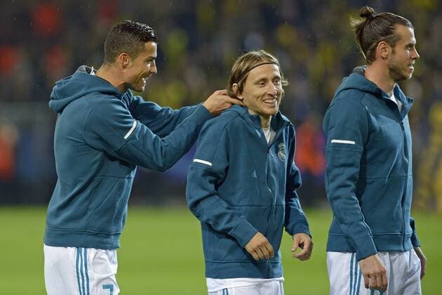 Dortmund, Deutschland 26.09.2017, UEFA Champions League - 2017 18 Season, Gruppenphase - Gruppe H - 2. Spieltag, BV Borussia Dortmund - Real Madrid, Spass vor dem Spiel, von links: Cristiano Ronaldo (Real Madrid), Luka Modric (Real Madrid), Gareth Bale (Real Madrid) ( DeFodi521