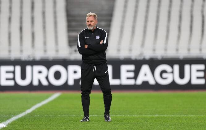 SOCCER - EL, Athens vs A.Wien ATHENS,GREECE,27.SEP.17 - SOCCER - UEFA Europa League, group stage, AEK Athens vs FK Austria Wien, preview, training A.Wien. Image shows head coach Thorsten Fink (A.Wien). GEPAxpictures xChristianxOrt