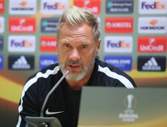 SOCCER - EL, Athens vs A.Wien ATHENS,GREECE,27.SEP.17 - SOCCER - UEFA Europa League, group stage, AEK Athens vs FK Austria Wien, preview, press conference PK Pressekonferenz A.Wien. Image shows head coach Thorsten Fink (A.Wien). GEPAxpictures xChristianxOrt