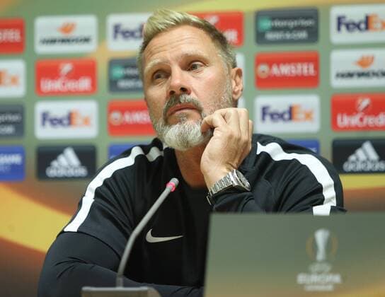 SOCCER - EL, Athens vs A.Wien ATHENS,GREECE,27.SEP.17 - SOCCER - UEFA Europa League, group stage, AEK Athens vs FK Austria Wien, preview, press conference PK Pressekonferenz A.Wien. Image shows head coach Thorsten Fink (A.Wien). GEPAxpictures xChristianxOrt