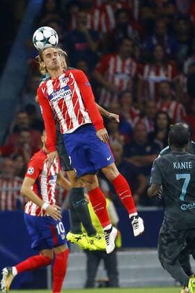 Atletico de Madrid s French striker Antoine Griezmann in action during the UEFA Champions League match between Atletico de Madrid and Chelsea at the Wanda Metropolitano stadium in Madrid, Spain, 27 September 2017. Atletico de Madrid vs. Chelsea !ACHTUNG: NUR REDAKTIONELLE NUTZUNG!  Copyright: xJ.P.GANDULx MAD001 20170927-636421426395976010