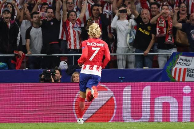 Atletico Madrid v Chelsea UEFA Champions League Antoine Griezmann of Atletico Madrid celebrates scoring their first goal to make it Atletico Madrid 1 Chelsea 0 during the UEFA Champions League match at the Wanda Metropolitano Stadium, Madrid Content Not Available For UK Newspapers Copyright: xKristianxKanex FIL-10727-0037
