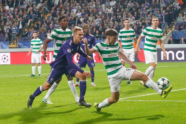 Anderlecht s Lukasz Teodorczyk and Celtic s Kieran Tierney fight for the ball during the second game in the group stage (Group B) of the UEFA Champions League competition between Belgian soccer team RSC Anderlecht and Scottish Celtic FC, Wednesday 27 September 2017 in Brussels. BRUNOxFAHY  x05173798x