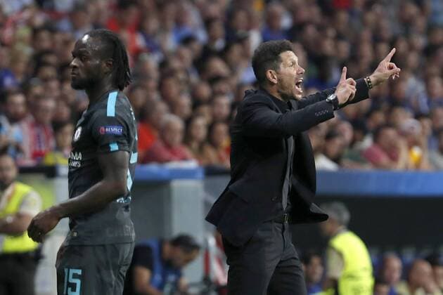 Atletico de Madrid s coach Diego Pablo Simeone gives his players directions during the UEFA Champions League match between Atletico de Madrid and Chelsea at the Wanda Metropolitano stadium in Madrid, Spain, 27 September 2017. Atletico de Madrid vs. Chelsea !ACHTUNG: NUR REDAKTIONELLE NUTZUNG!  Copyright: xChemaxMoyax MAD032 20170927-636421459057251378