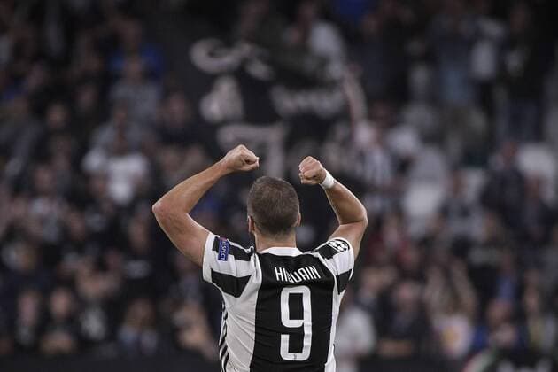 Esultanza Gol Gonzalo Higuain Juventus Goal Celebration Torino 27-09-2017 Allianz Stadium Football Champions League 2017 2018 Juventus - Olympiacos Foto Oneplusnine Insidefoto oneplusnine