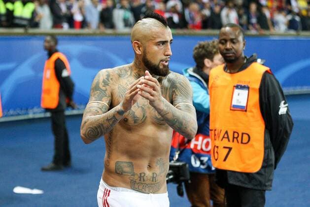 enttaeuschung bei Arturo Vidal 23 (FC Bayern Muenchen) nach dem Schlusspfiff, Paris Saint-Germain vs. FC Bayern Muenchen, Fussball, Vorrunde, Champions League, 27.09.2017 Paris Paris Frankreich Copyright: xkolbert-press ChristianxKolbertx