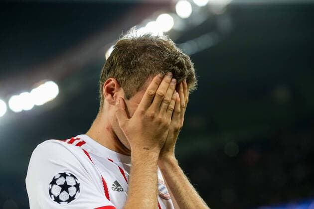 Paris, Frankreich, 27.09.2017, UEFA Champions League - 2017 18 Season, 2nd game day, FC Paris Saint-Germain - FC Bayern Muenchen, Thomas Mueller (FCB) enttaeuscht, enttaeuschung ( DeFodi048