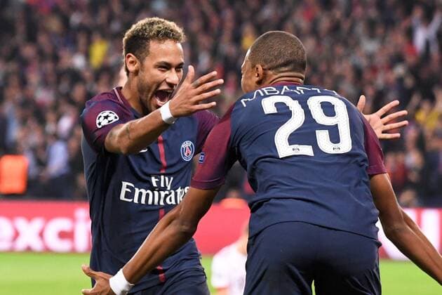 10 NEYMAR JR psg 29 KYLIAN MBAPPE psg JOIE FOOTBALL Paris SG vs Bayern Munich Ligue des Champions 27 09 2017 AnthonyBIBARD FEP Panoramic 