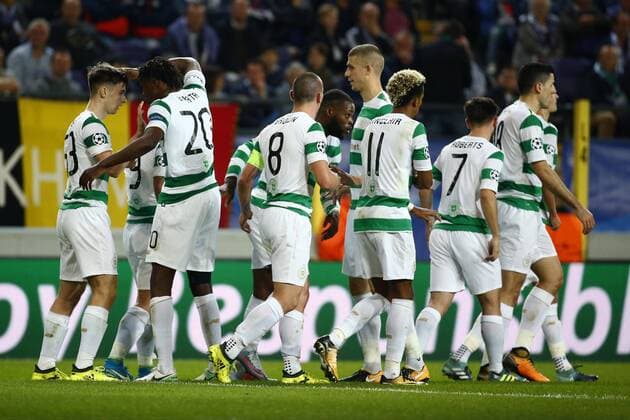 ANDERLECHT, BELGIUM - SEPTEMBER 27 : Leigh Griffiths forward of Celtic FC scores and celebrates during the Champions League Group B match between RSC Anderlecht and Celtic FC on September 27, 2017 in Anderlecht, Belgium, 27 09 2017 FOOTBALL : Anderlecht vs Celtic Glasgow - Ligue Des Champions - 27 09 2017 PhotoNews Panoramic 