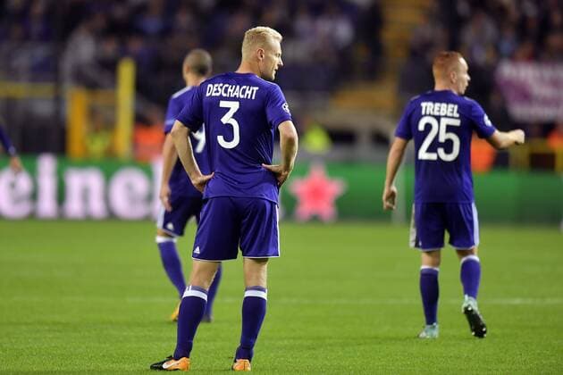 ANDERLECHT, BELGIUM - SEPTEMBER 27 : Olivier Deschacht defender of RSC Anderlecht shows dejection during the Champions League Group B match between RSC Anderlecht and Celtic FC on September 27, 2017 in Anderlecht, Belgium, 27 09 2017 FOOTBALL : Anderlecht vs Celtic Glasgow - Ligue Des Champions - 27 09 2017 PhotoNews Panoramic 