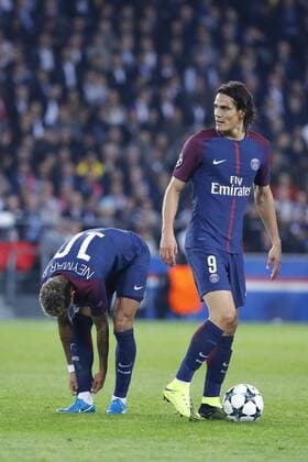 Neymar da Silva Santos Junior Neymar Jr PSG et Edinson Roberto Paulo Cavani Gomez psg El Matador El Botija Florestan FOOTBALL PARIS SAINT GERMAIN vs BAYERN de MUNICH UEFA CHAMPIONS LEAGUE 27 09 2017 StephaneAllaman Panoramic 