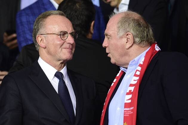 Karl Heinz Rummenigge COE du Bayern de Munich et Uli Hoeness president du Bayern de Munich FOOTBALL PSG vs Bayern de Munich Ligue des Champions 27 09 2017 JBAutissier Panoramic 