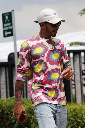 28.09.2017 - Lewis Hamilton (GBR) Mercedes AMG F1 W08 Malaysian Grand Prix, Sepang 28 September - 1 October 2017 28.09.2017 - Lewis Hamilton (GBR) Mercedes AMG F1 W08 