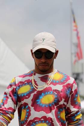 28.09.2017 - Lewis Hamilton (GBR) Mercedes AMG F1 W08 Malaysian Grand Prix, Sepang 28 September - 1 October 2017 28.09.2017 - Lewis Hamilton (GBR) Mercedes AMG F1 W08 