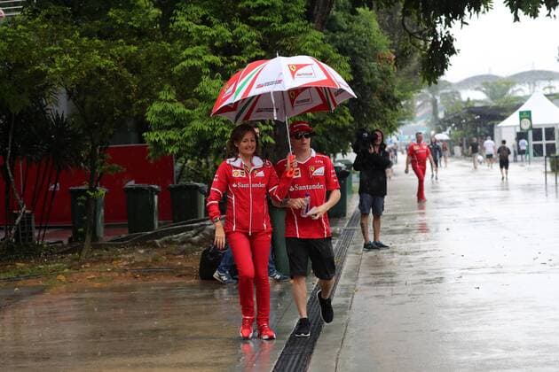 28.09.2017 - Stefania Boccoli (ITA) Ferrari PR Officer and Kimi Raikkonen (FIN) Scuderia Ferrari SF70H Malaysian Grand Prix, Sepang 28 September - 1 October 2017 28.09.2017 - Stefania Boccoli (ITA) Ferrari PR Officer and Kimi Raikkonen (FIN) Scuderia Ferrari SF70H 