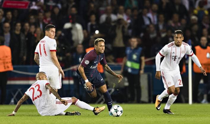 Paris, 27.09.2017 Neymar (PSG), Arturo Vidal (FCB), James Rodr’guez (FCB), Corentin Tolisso (FCB) Paris St. Germain - FC Bayern München