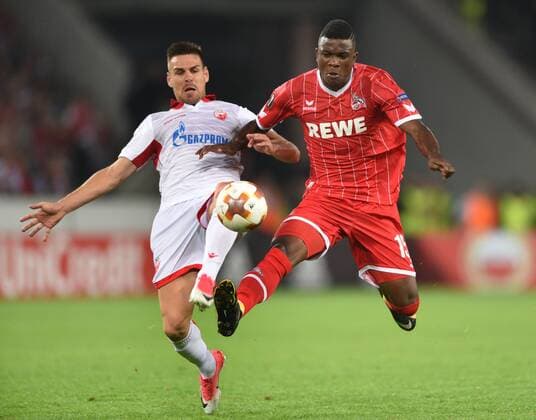 Europaleague: 1. FC Köln - Roter Stern Belgrad 28.09.2017. Zweikampf zw. Marko Gobeljic (Belgrad li.) und Jhon Cordoba (Köln). HM