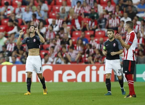 Bilder des Tages - SPORT DAVID S BUSTAMANTE 28 09 2017 BILBAO PAIS VASCO Partido de la Jornada 2 de la UEFA Europa League disputado entre el Athletic de Bilbao y el FC Zorya Luhansk en el Estadio San Mames de Bilbao gol y celebracion de Ihor Kharatin  xDAVIDxS.xBUSTAMANTEx xx