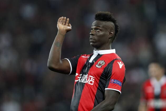 Bilder des Tages - SPORT Mario Balotelli of OCG Nice during the UEFA Europa League group K match match between OGC Nice and Vitesse Arnhem on September 28, 2017 at the Allianz Riviera in Nice, France UEFA Europa League 2017 2018 xVIxVIxImagesx xMauricexvanxSteenxIVx 8879781
