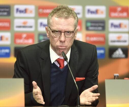 Bilder des Tages - SPORT Europaleague: 1. FC Köln - Roter Stern Belgrad 28.09.2017. Trainer Peter Stöger (Köln) bei der anschließenden Pressekonferenz. HM