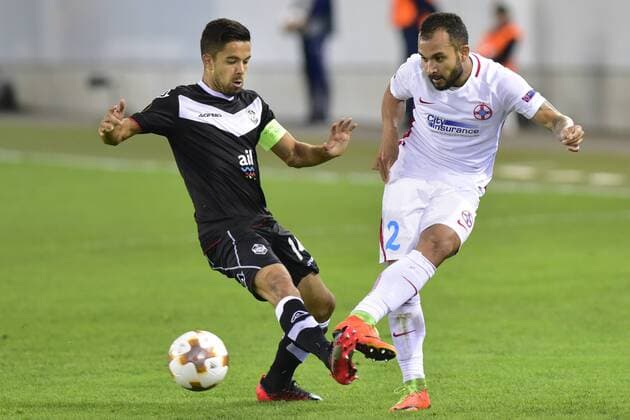 Li. Jonathan Sabbatini, FCL, re. Junior Morais, SB, FC Lugano - FC Steaua Bukarest, Europa League, Fussball, 28.09.2017 