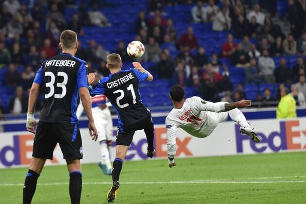 Memphis Depay lyon vs Timoty castagne atalanta FOOTBALL Lyon vs Atalanta Bergame Ligue Europa Phase de goupe 28 09 2017 FredericChambert Panoramic 