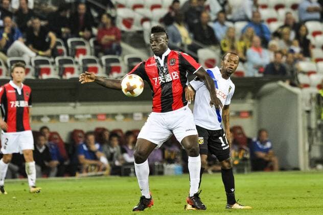 Mario Balotelli OGC Nice Thulani Serero Vitesse Arnhem FOOTBALL OGC Nice vs Vitesse Arnhem Ligue Europa 28 09 2017 NorbertScanella Panoramic 