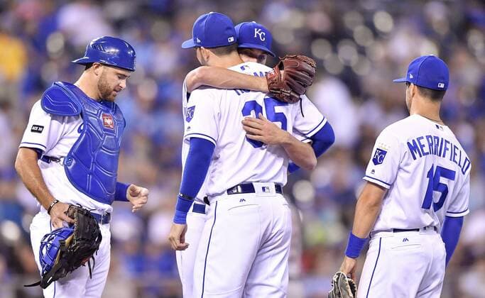September 28, 2017 - Kansas City, MO, USA - Kansas City Royals starting pitcher Danny Duffy hugs first baseman Eric Hosmer (35) while waiting to be relieved in the fifth inning against the Detroit Tigers at Kauffman Stadium in Kansas City, Mo., on Thursday, Sept. 28, 2017. Detroit at Kansas City - ZUMAm67_ 20170928_zaf_m67_043 Copyright: xJohnxSleezerx