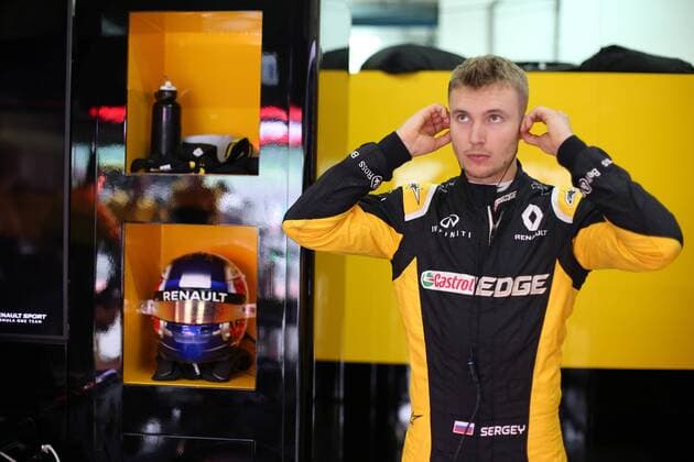 29.09.2017 - Free Practice 1, Sergey Sirotkin (RUS) Renault F1 Team RS17 Malaysian Grand Prix, Sepang 28 September - 1 October 2017 29.09.2017 - Free Practice 1, Sergey Sirotkin (RUS) Renault Sport F1 Team RS17 