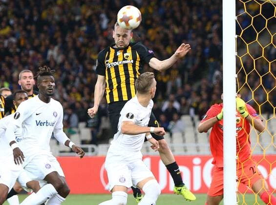 SOCCER - EL, Athens vs A.Wien ATHENS,GREECE,28.SEP.17 - SOCCER - UEFA Europa League, group stage, AEK Athens vs FK Austria Wien. Image shows Abdul Kadiri Mohammed (A.Wien), Michalis Bakakis (AEK Athen), Christoph Monschein (A.Wien) and Giannis Anestis (AEK Athen). GEPAxpictures xChristianxOrt