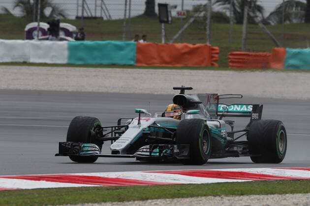 29.09.2017 - Free Practice 1, Lewis Hamilton (GBR) Mercedes AMG F1 W08 Malaysian Grand Prix, Sepang 28 September - 1 October 2017 29.09.2017 - Free Practice 1, Lewis Hamilton (GBR) Mercedes AMG F1 W08 