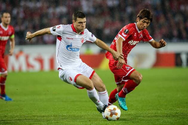 vl. Nemanja Milic (Belgrad 16), Yuya Osako (FC Koeln 13), 1. FC Koeln - Roter Stern Belgrad Koeln Copyright: xEIBNER BenjaminxHornx EP_BHN