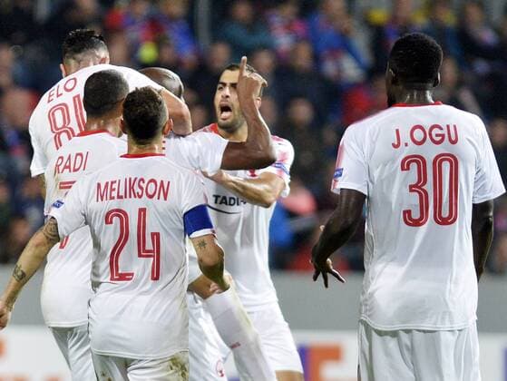 Players of Beer-Sheva celebrate their goal during the 2nd round group G European League soccer match Viktoria Plzen vs Hapoel Beer Sheva in Pilsen, Czech Republic, on September 28, 2017. (CTKxPhoto MiroslavxChaloupka) CTKPhotoP201709280990801  cha19