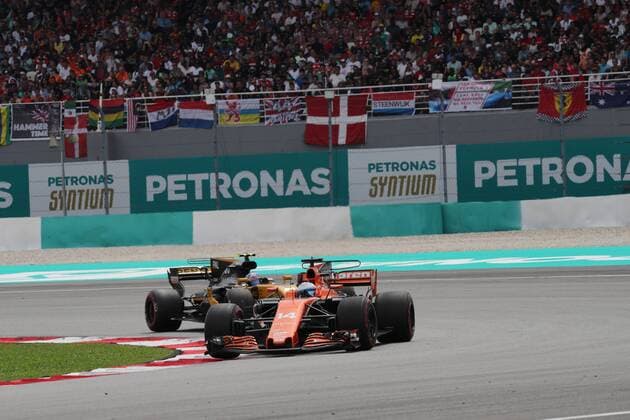 01.10.2017 - Race, Fernando Alonso (ESP) McLaren MCL32 Malaysian Grand Prix, Sepang 28 September - 1 October 2017 01.10.2017 - Race, Fernando Alonso (ESP) McLaren MCL32 