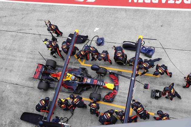 Motorsports: FIA Formula One World Championship WM Weltmeisterschaft 2017, Grand Prix of Malaysia, 3 Daniel Ricciardo (AUS, Red Bull Racing), Sepang Malaysia