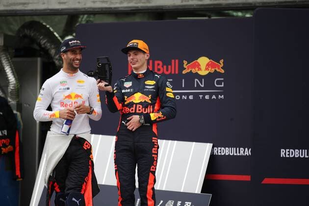 01.10.2017 - Race, Celebration, Max Verstappen (NED) Red Bull Racing RB13 race winner and Daniel Ricciardo (AUS) Red Bull Racing RB13 3rd place Malaysian Grand Prix, Sepang 28 September - 1 October 2017 01.10.2017 - Race, Celebration, Max Verstappen (NED) Red Bull Racing RB13 race winner and Daniel Ricciardo (AUS) Red Bull Racing RB13 3rd place 